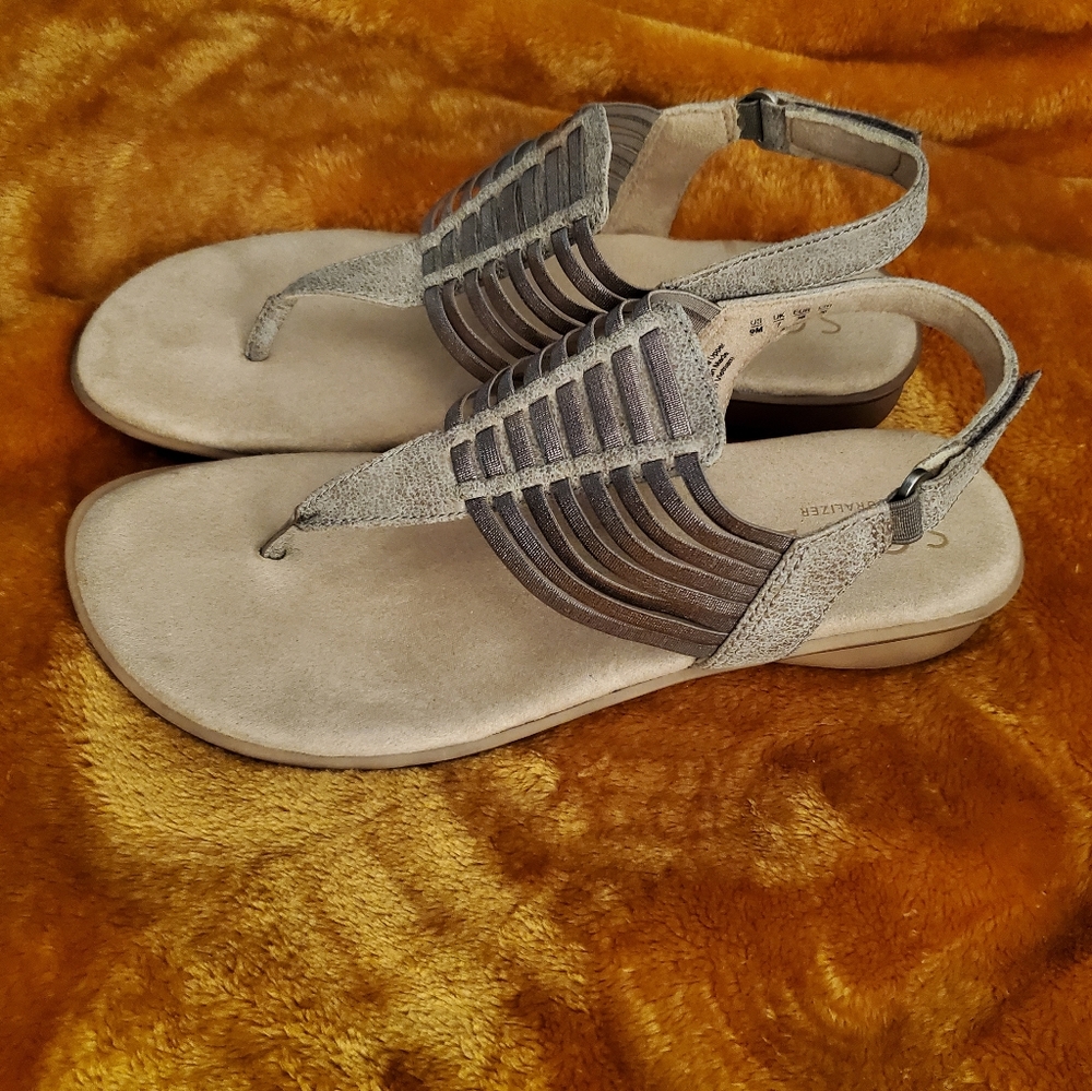 Natural Soul Jette Sandals